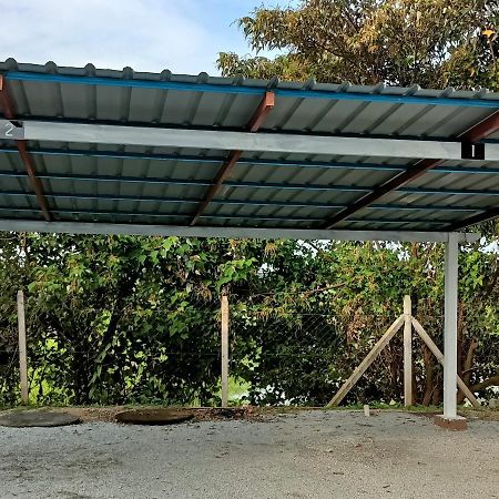 Ummi'S Homestay Kuala Besut Kampong Baru エクステリア 写真